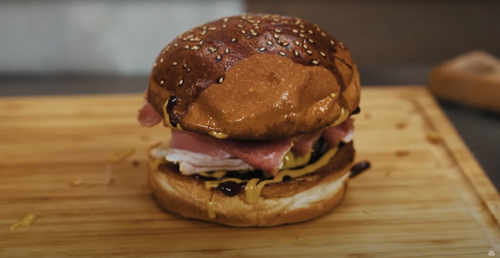 Füme Etli Burger Tarifi
